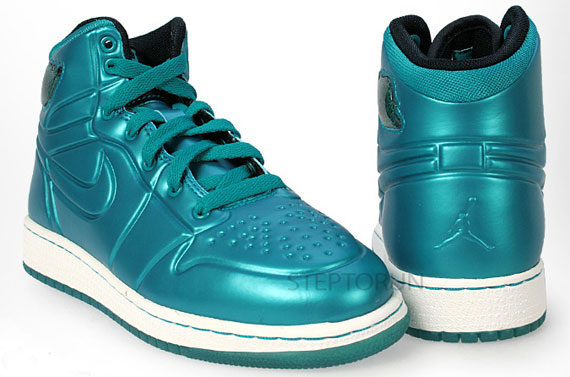 Air Jordan 1 Anodized Gs Glass Blue 02