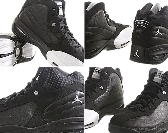 Jordan Hardcourt Classic Black White 428931 001 05