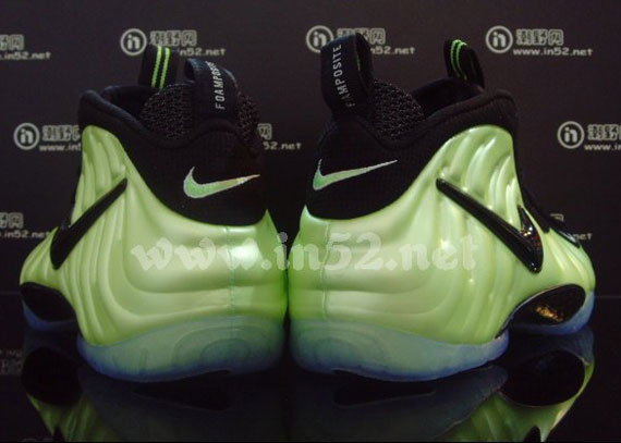 Nike Air Foamposite Pro Electric Green In52 04