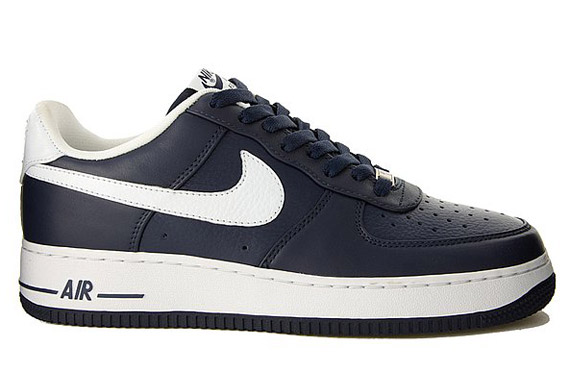 Nike Air Force 1 Premium Obsidian White January 2011 1