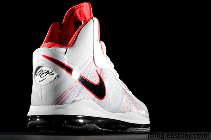 Nike Air Max Lebron 8 V2 1