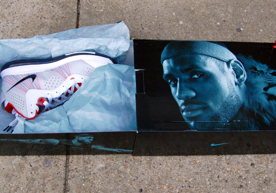 Nike Lebron 8 V2 White Sport Red Black Citysole Pre Order 03
