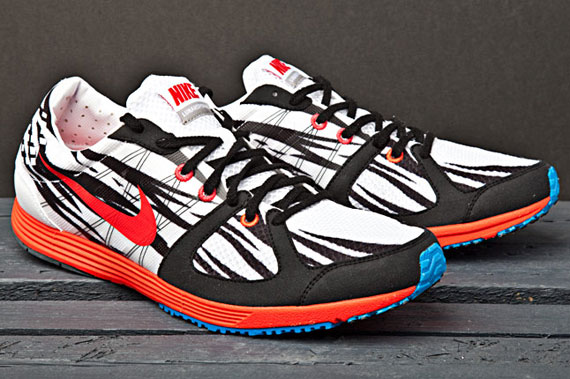 Nike Lunar Spider White Crimson Black Photo Blue 03