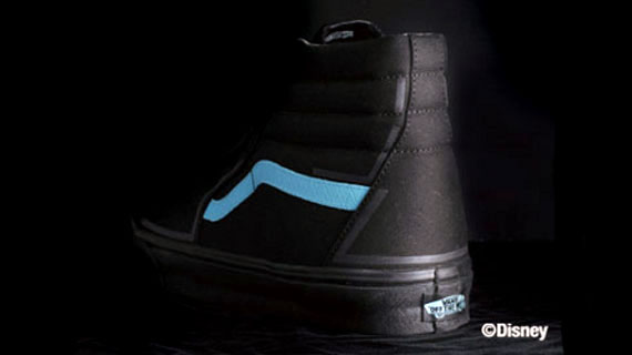 Vans Sk8 Hi Tron Disney 03