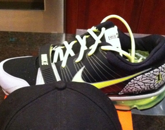 Djck Nike Air Max Trainer 1 360 112 01
