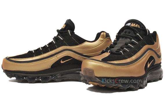 Nike Air Max 247 Black Gold 05