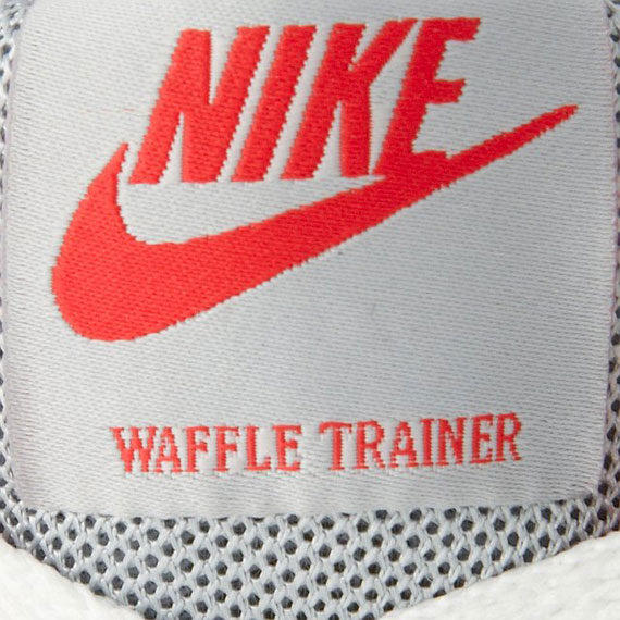 Nike Air Waffle Black White Red 01