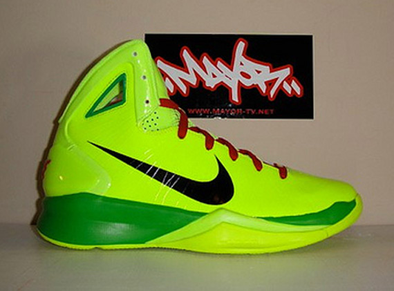 Nike Hyperdunk 2010 - Christmas Day PE