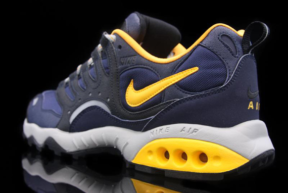 Nike Air Terra Humara – Obsidian – Resin – Black