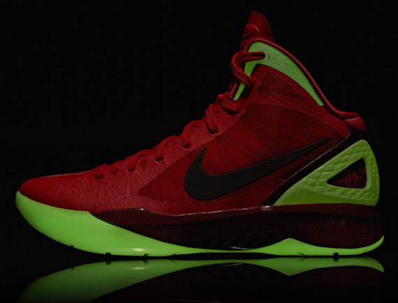 Blake Griffin Slamdunk Hyp L Lat Glow Reduced