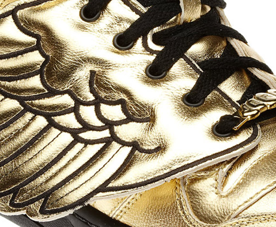 Jeremy Scott x adidas Originals JS Wings - Gold - Black | Re-Release