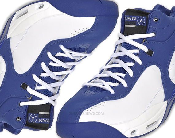 Jordan Hardcourt Classic 1 – White – Deep Royal – Black