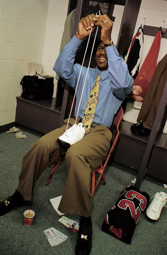 Michael Jordan Through The Years Air Jordan Xiii Bulls 03