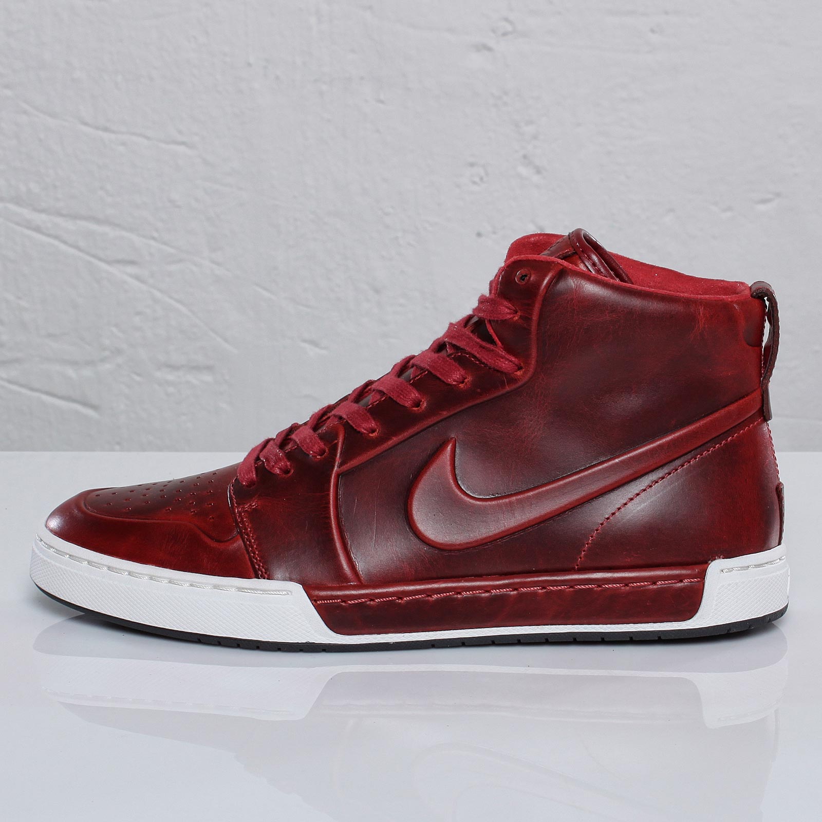 Nike Air Royal Mid Vt Team Red White 2