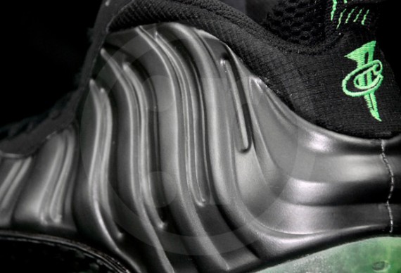 Nike Air Foamposite One – Black – Electric Green