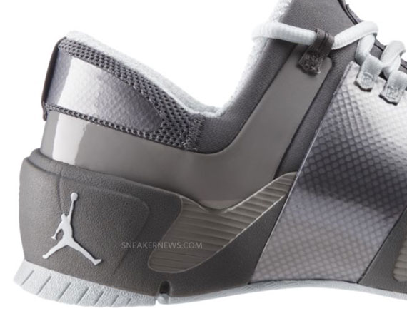 Air Jordan Alpha Trunner - Cool Grey - White - Matte Silver