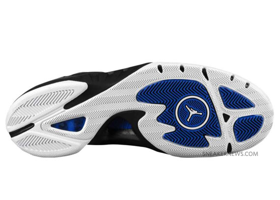 Jordan Pit High Flyer Black White Varsity Royal 06