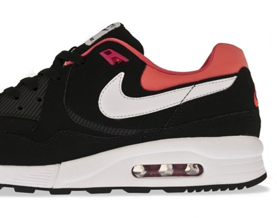 Nike Air Max Light – Black – White – Pink
