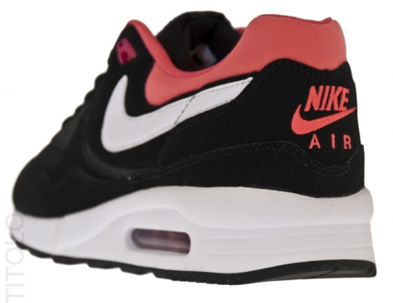 Nike Air Max Light Black White Pink Titolo 02