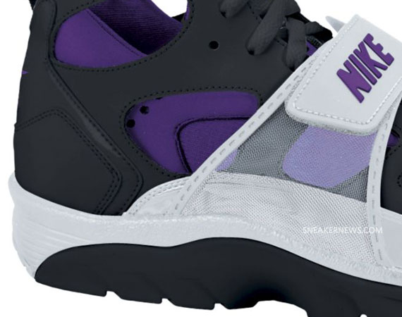 Nike Air Trainer Huarache Black Club Purple Platinum 02