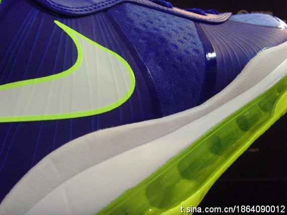 Nike Lebron 8 V2 Low Blue Volt New Images 02