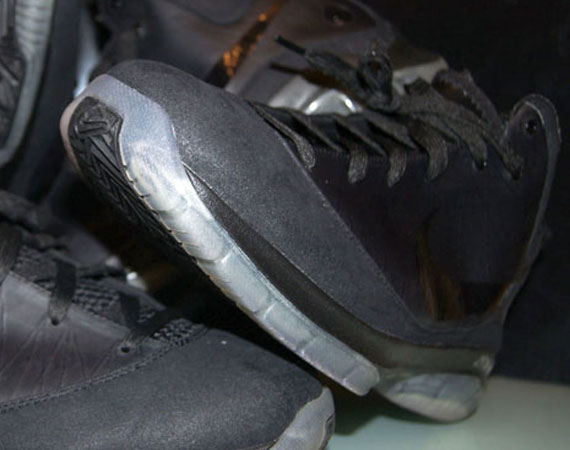 Nike LeBron VII P.S. - Black Wear-Test Sample