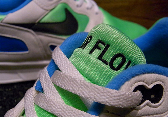 Nike Air Flow 032