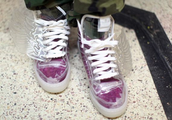 Sneakercon 03 19 11 Feet 55
