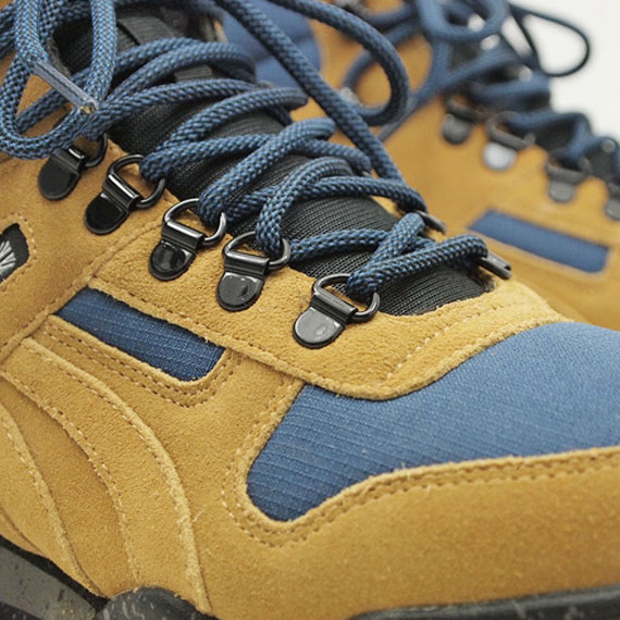 10 Deep Reebok Night Sky 05