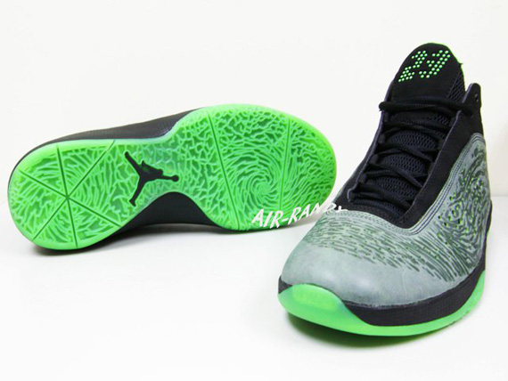 Air Jordan 2011 Electric Green Air Randy 01