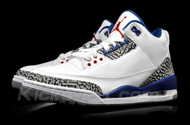 Air Jordan 3 Retro True Blue 2011 3