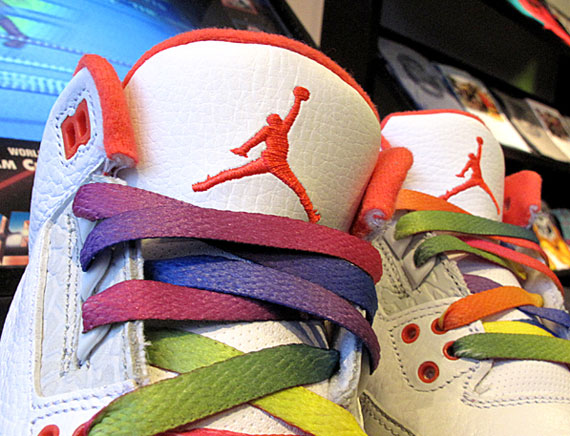 Air Jordan III Retro GS ‘Rainbow’ | Available