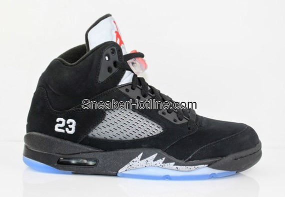 Air Jordan V Retro 2011 Black Metallic Silver 2