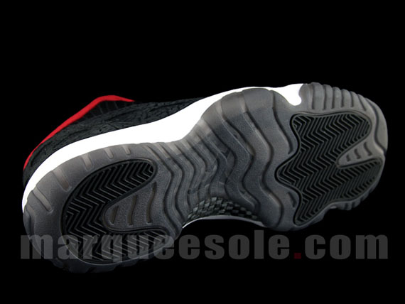 Air Jordan Xi Ie Low Blk 2011 03