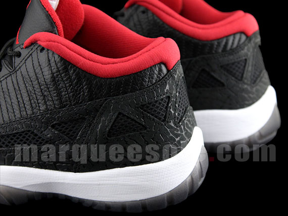 Air Jordan Xi Ie Low Blk 2011 09