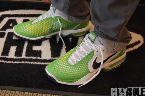Nike Air Max Courtballistec 3.3 White Green Apple Yellow 05