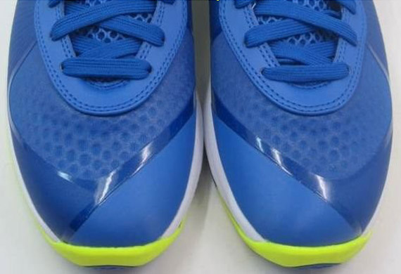 Nike LeBron 8 V2 Low - Treasure Blue - Volt - White - New Images
