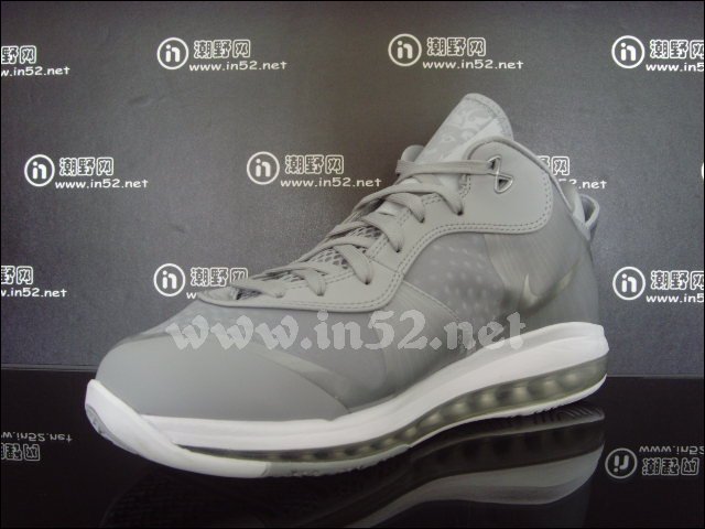 Nike Lebron 8 V2 Low Wolf Grey White Metallic Silver 4