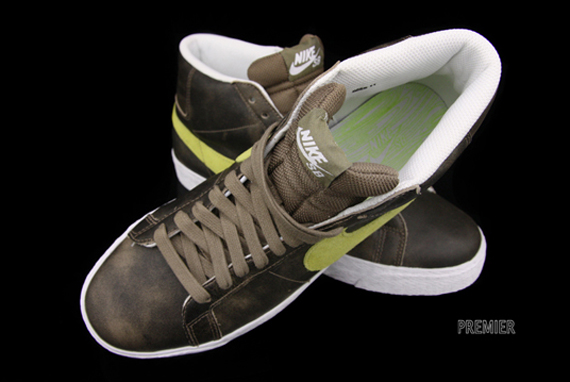 5 23 11blazerinsole