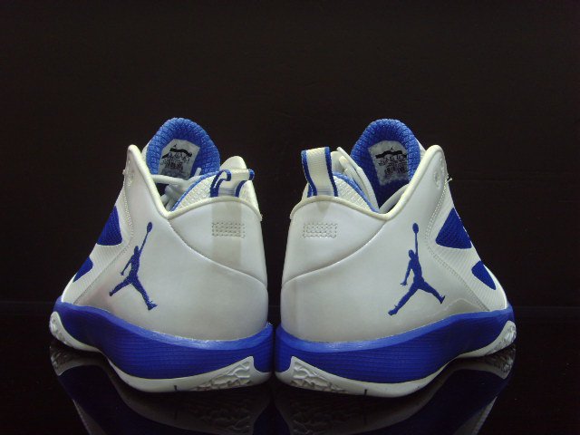 Air Jordan 2011 Quick Fuse White Royal 3