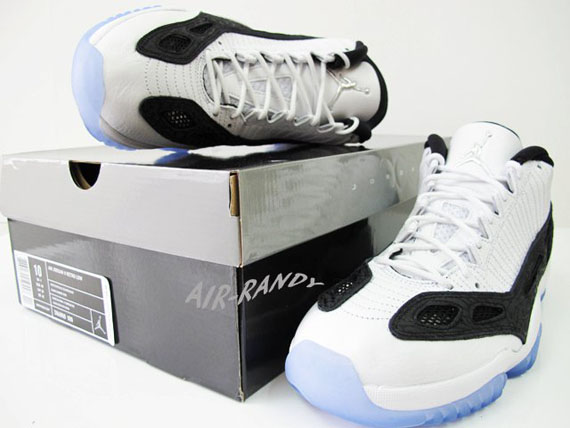 Air Jordan Xi Ie Low Wh Bl Ar 01