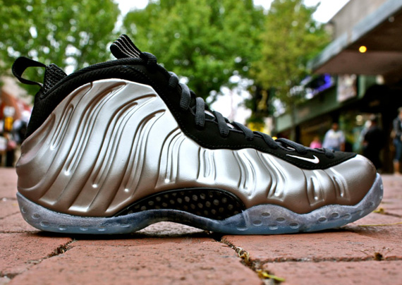 Moes Sneaker Spot Grand Opening 02