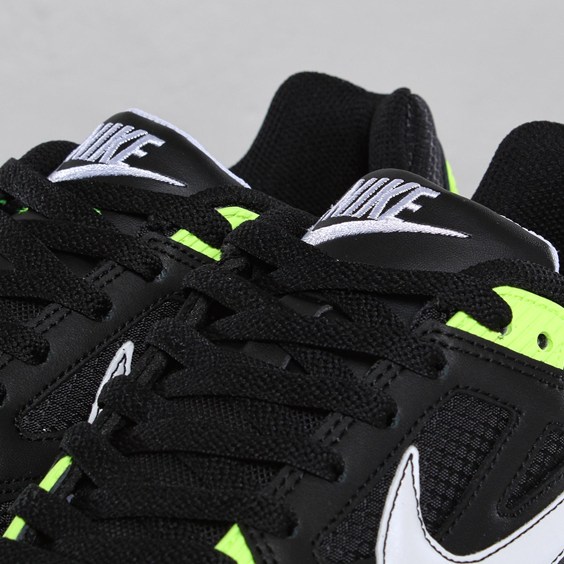 Nike Air Max Skyline Black White Grey Neon 6