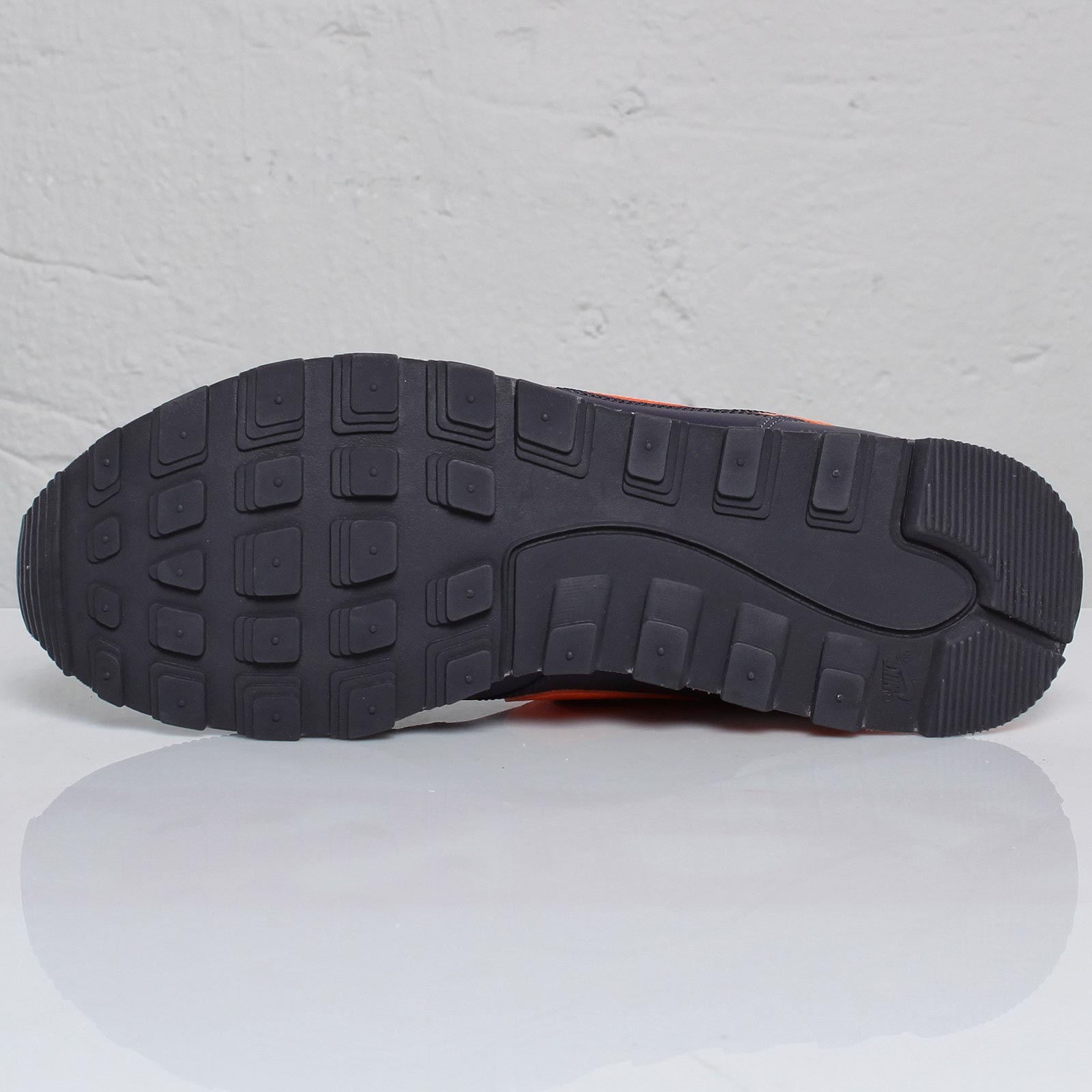Nike Air Venture Gridiron Bright Mandarin Wolf Grey White 5