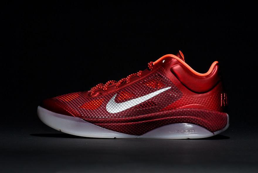 Nike Hyperfuse Low Eybl 12