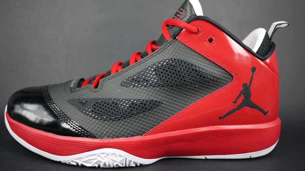 Air Jordan 2011 Q Flight Black Red 2