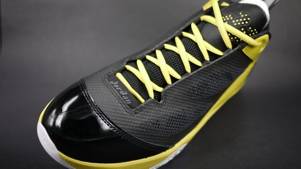 Air Jordan 2011 Q Flight Black Yellow 2