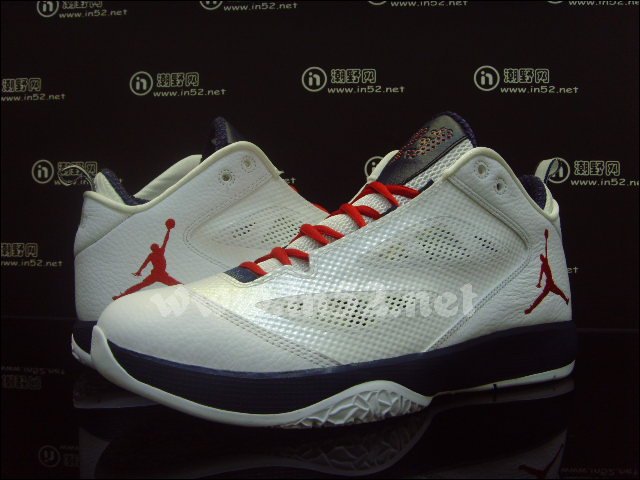 Air Jordan 2011 Quick Fuse White Midnight Navy Varsity Red 2