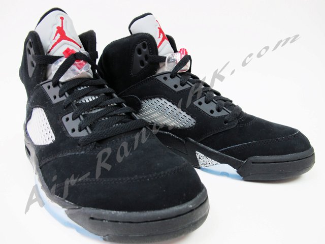 Air Jordan V Retro 2011 Black Metallic Silver 3
