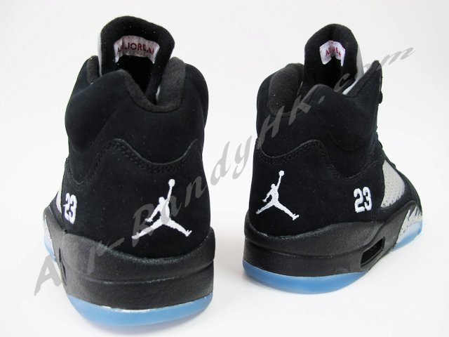 Air Jordan V Retro 2011 Black Metallic Silver 4